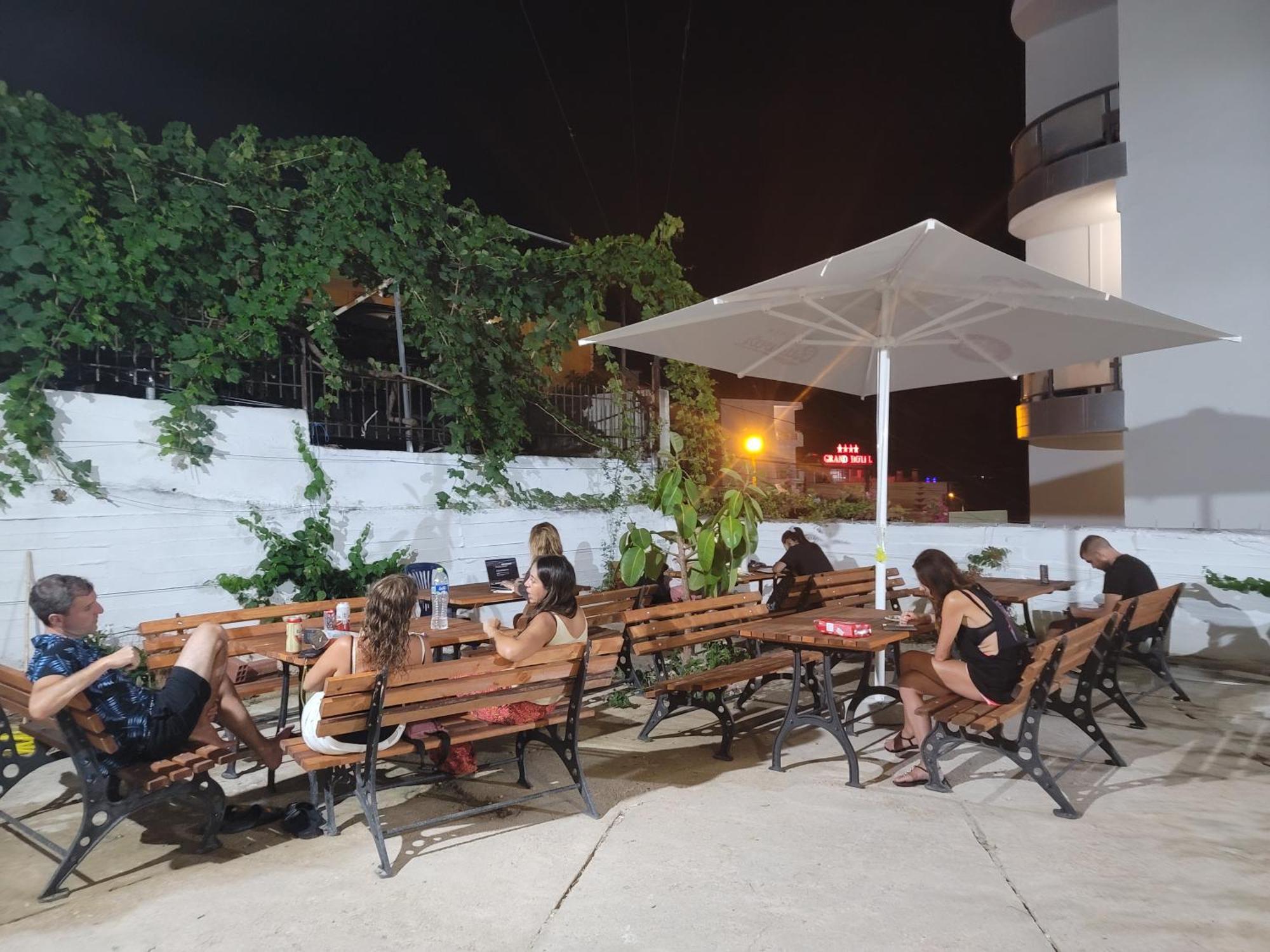 Hostel K13 Σαράντα Εξωτερικό φωτογραφία