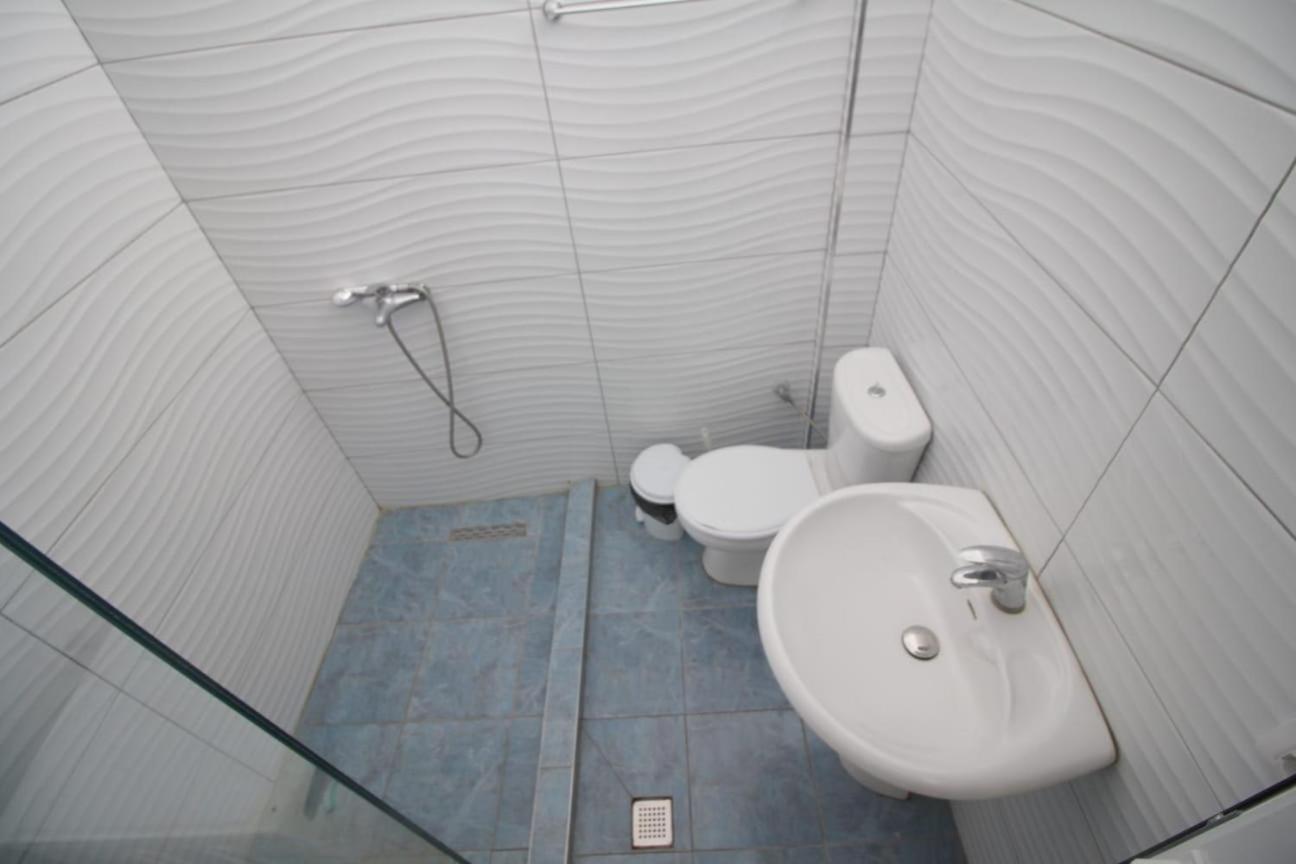 Hostel K13 Σαράντα Εξωτερικό φωτογραφία