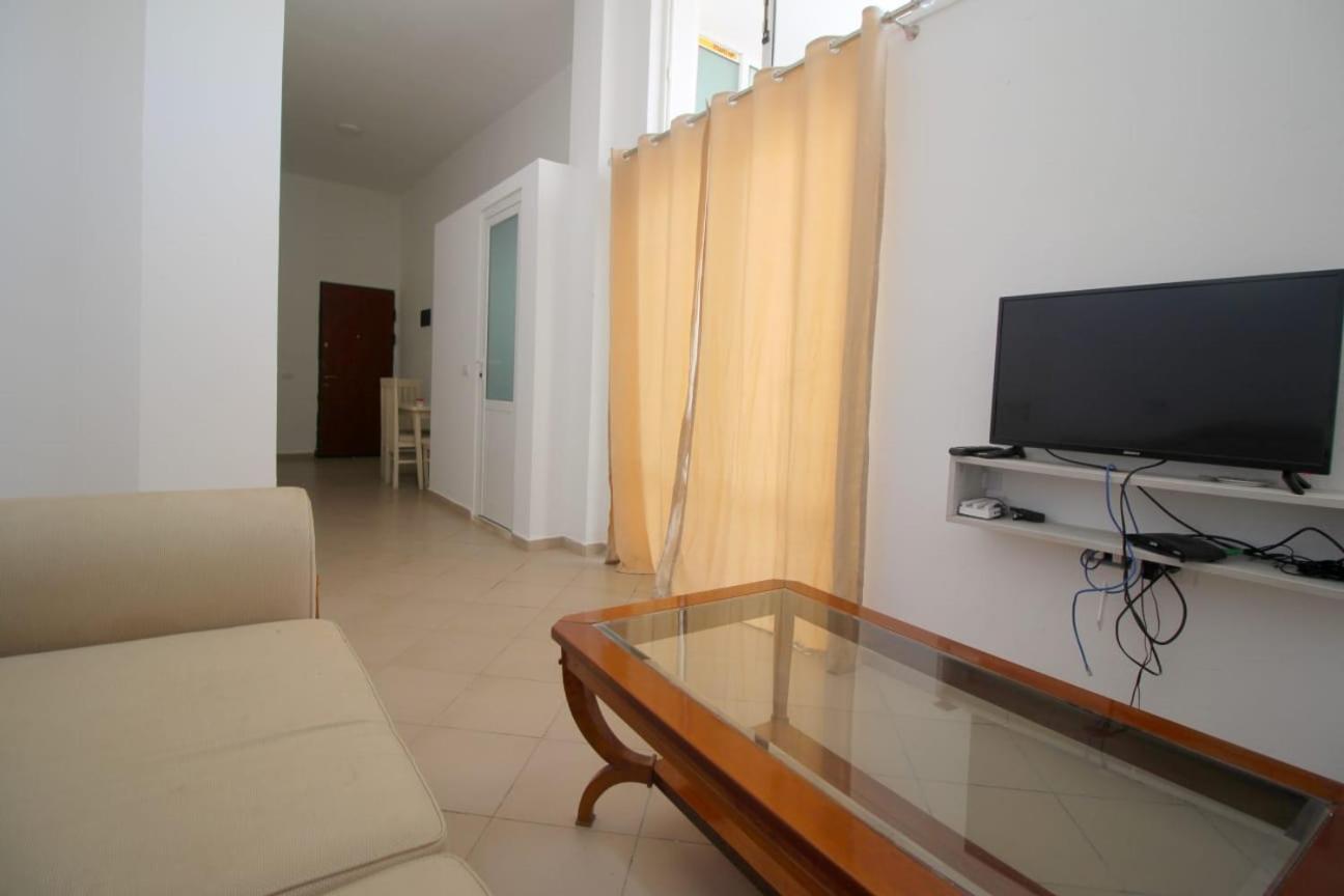 Hostel K13 Σαράντα Εξωτερικό φωτογραφία