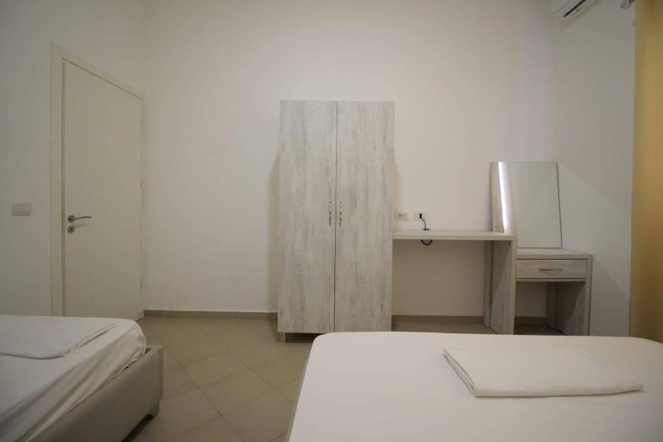 Hostel K13 Σαράντα Εξωτερικό φωτογραφία